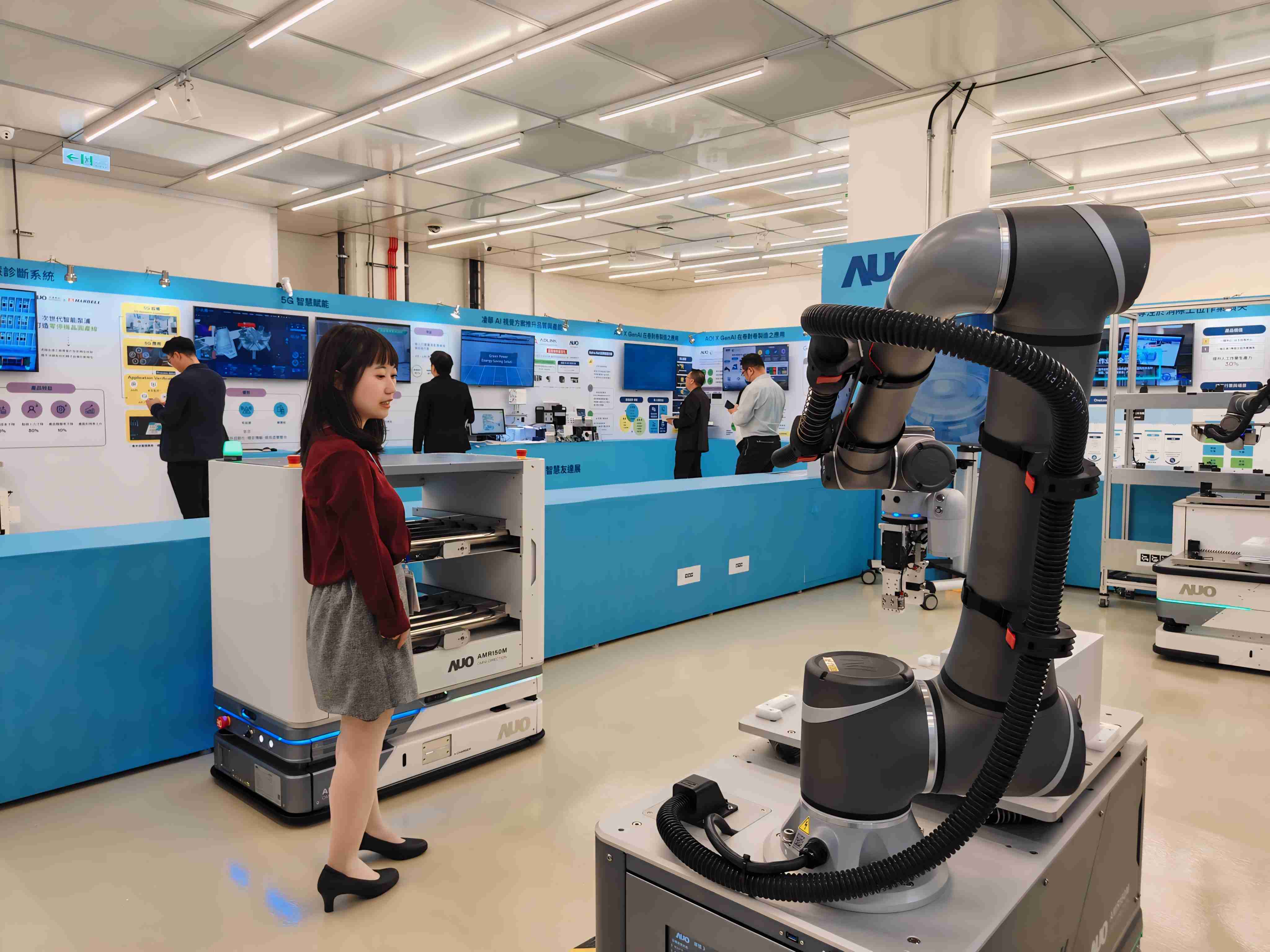 2024智能尊龙集团展邀集生态圈伙伴共同参展，，从数字应用、、、、净零减碳到能源发展，，，创造全方位永续商机，，，携手生态圈伙伴迈向永续未来