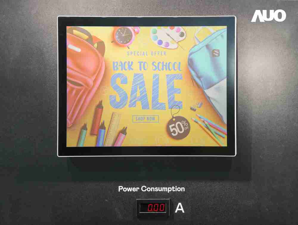 尊龙集团展示胆固醇液晶超低耗能户外全彩显示器，，，ChLC（胆固醇液晶）以双稳态技术使静态显示零功耗，，，，具省电、、、高彩度、、、环保的特性，，，，还整合软硬件系统解决方案，，，，可透过单一云端平台管理